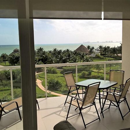 Апартаменти Swim The Caribbean & Work With A View Канкун Екстер'єр фото