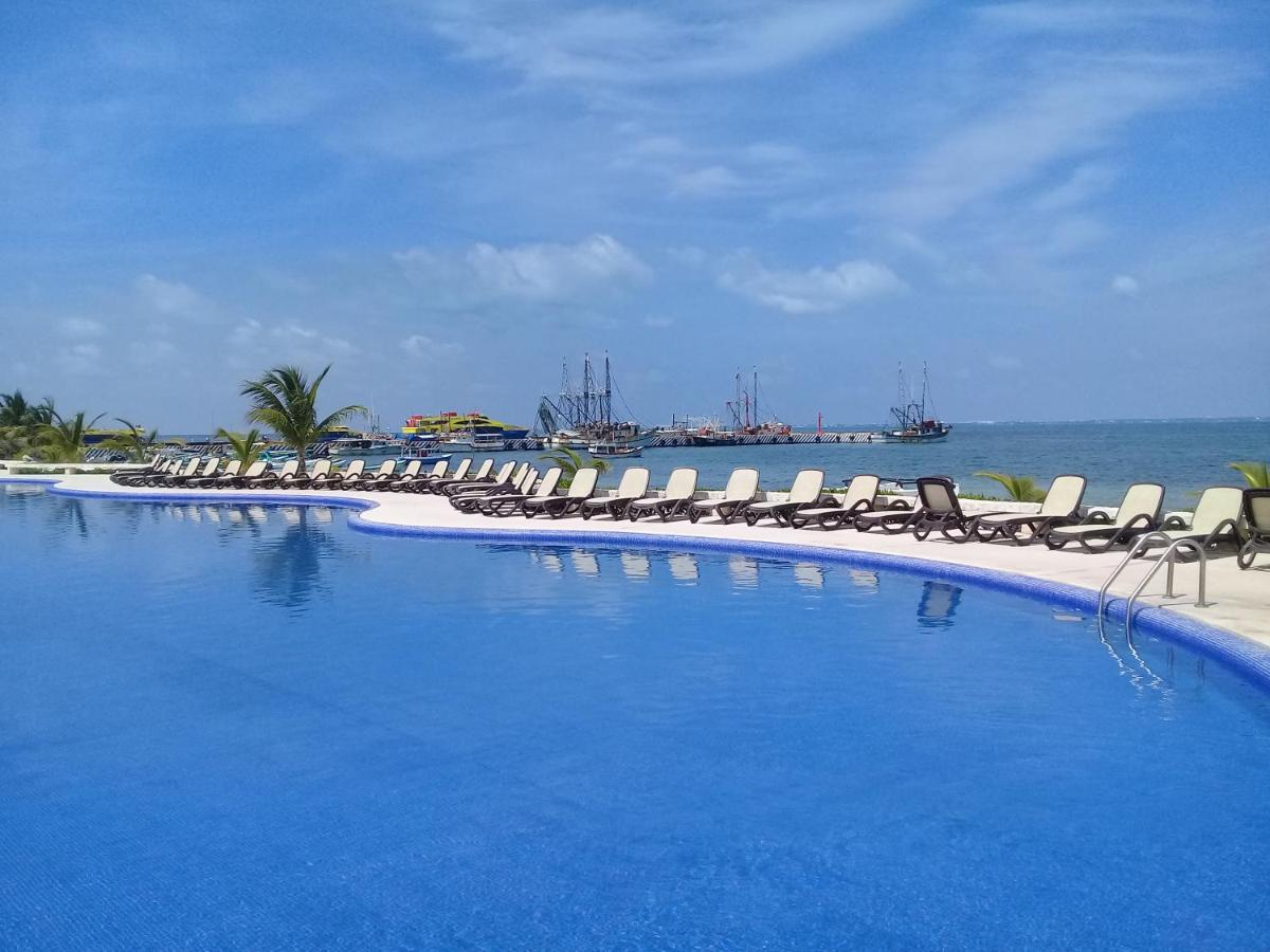 Апартаменти Swim The Caribbean & Work With A View Канкун Екстер'єр фото